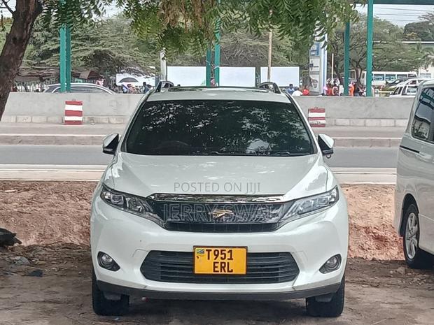 Toyota Harrier 2015 White