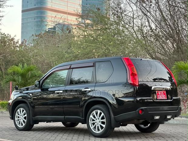 Nissan X-Trail 2009 Matt Black