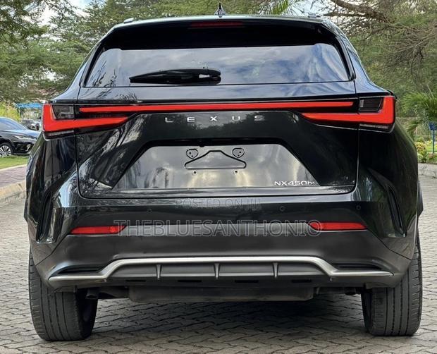 Lexus NX 2022 Black