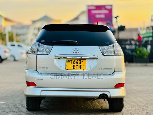 Toyota Harrier 2007 Silver
