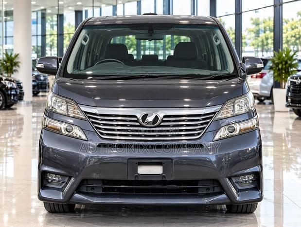 Toyota Vellfire 2009 Gray