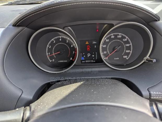 Mitsubishi Outlander 2012 Silver