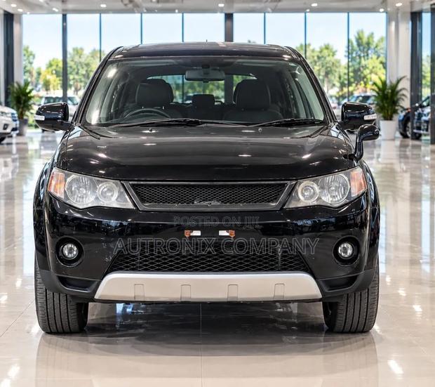 Mitsubishi Outlander 2012 Black