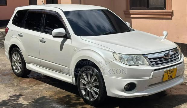 Subaru Forester 2.0D X 2011 White