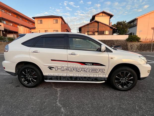 Toyota Harrier 2006 White
