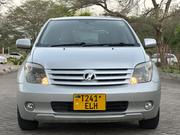 Toyota IST 2005 Silver for sale