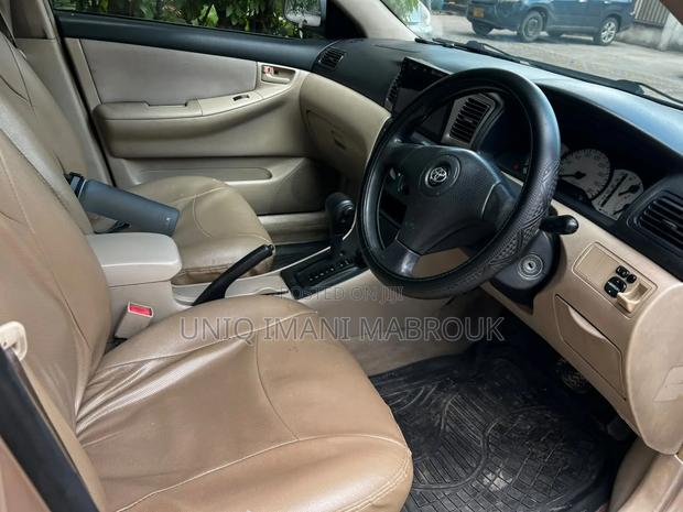 Toyota Corolla RunX 2002 Beige