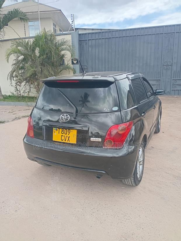 Toyota IST 2006 Black
