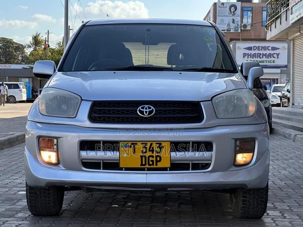 Toyota RAV4 Automatic 2003 Silver