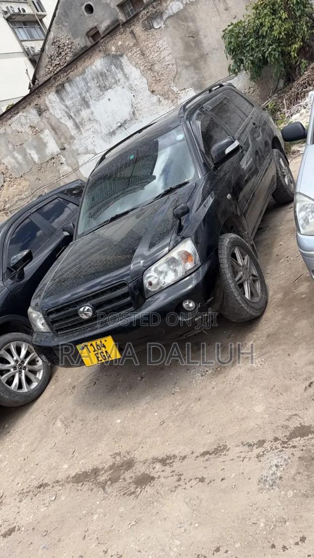Toyota Kluger 2004 Black