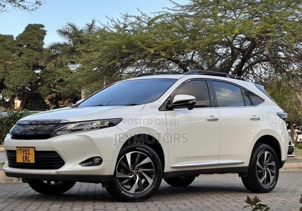 Toyota Harrier 2016 White
