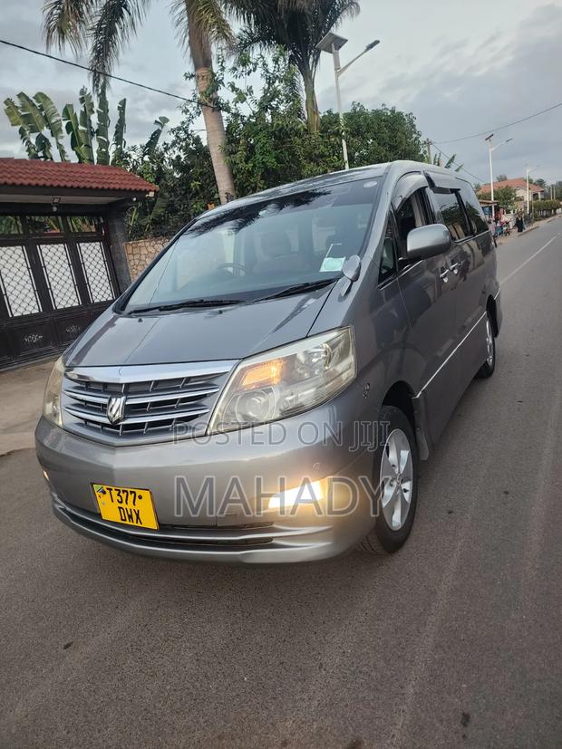 Toyota Alphard 2006 Blue