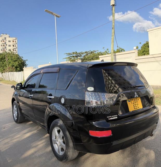 Mitsubishi Outlander 2008 Black