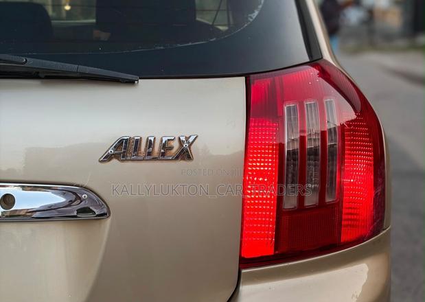 Toyota Allex 2005 Gold
