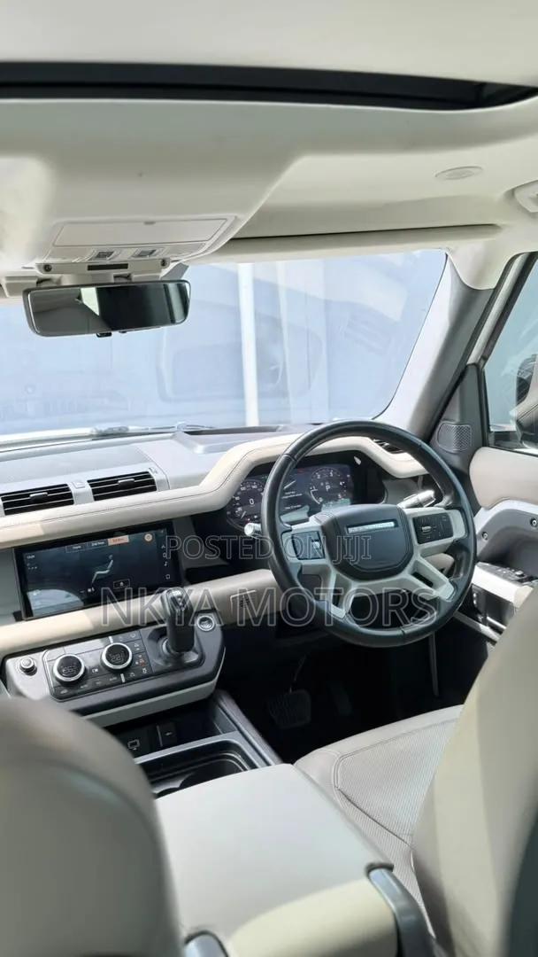 Land Rover Defender 2021 White