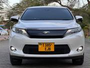 Toyota Harrier 2.0 2015 White for sale