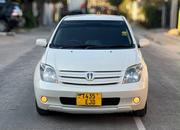 Toyota IST 2007 White for sale