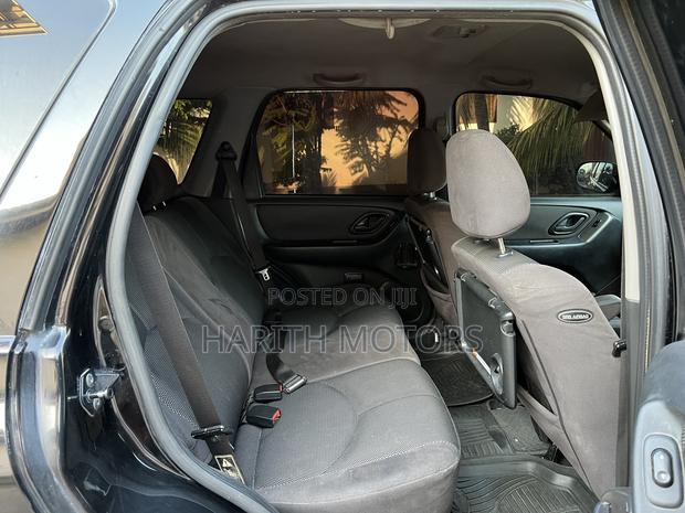 Mazda Tribute 2003 Black
