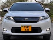 Toyota Harrier 2015 White for sale