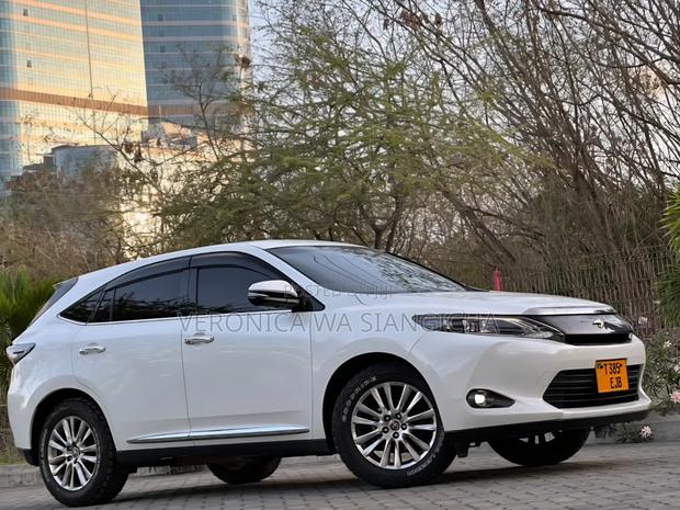 Toyota Harrier 2015 White
