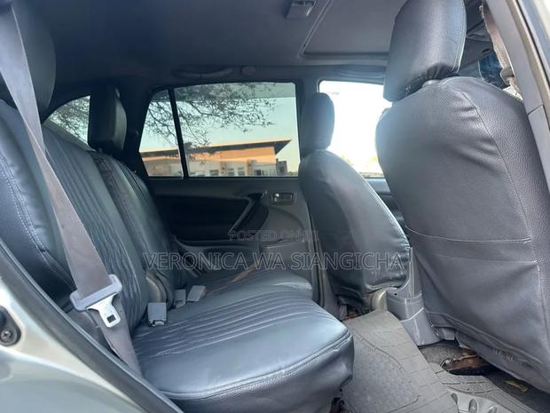 Toyota RAV4 2006 Silver