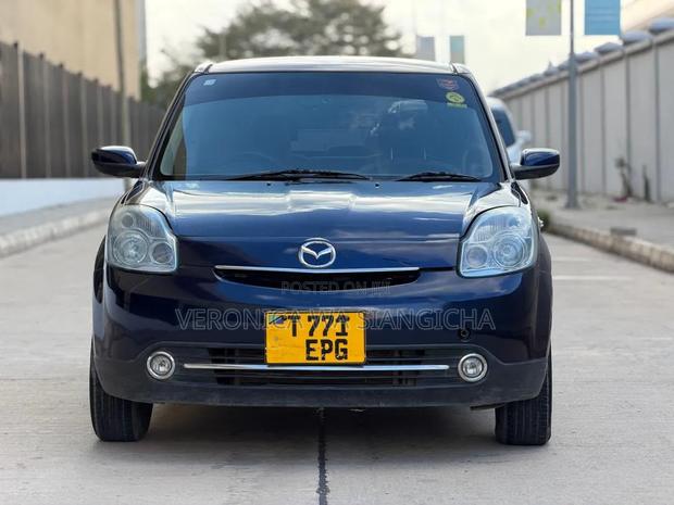 Mazda Verisa 2006 Blue