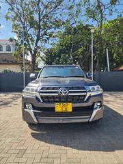Toyota Land Cruiser 2017 Gray for sale