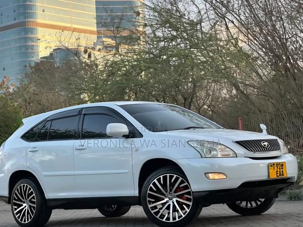Toyota Harrier 2007 White