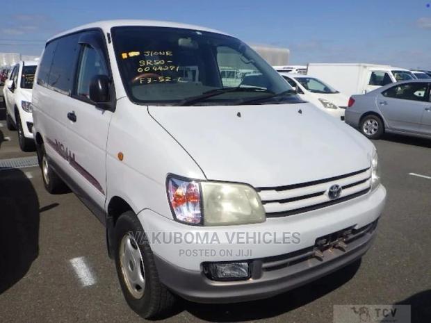 Toyota TownAce 1998 White