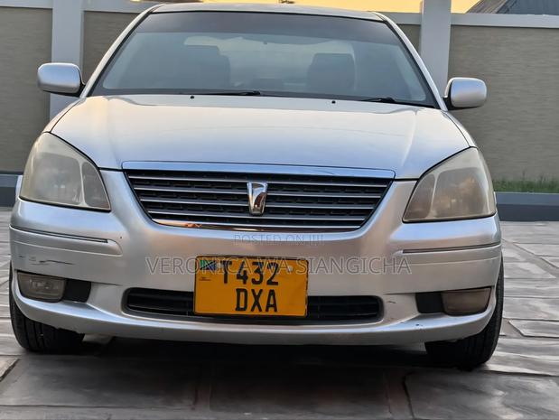 Toyota Premio 2003