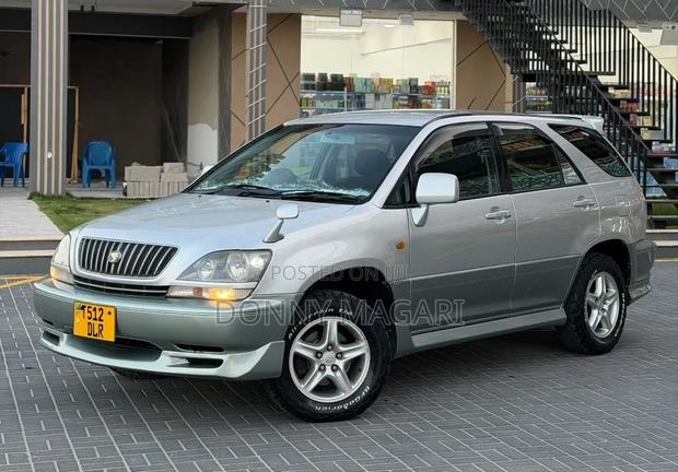 Toyota Harrier 2001 Silver