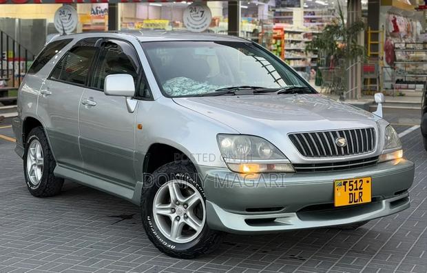 Toyota Harrier 2001 Silver