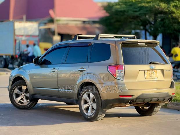 Subaru Forester 2009 Beige