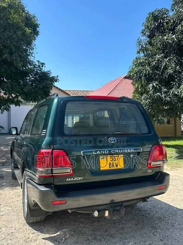 Toyota Land Cruiser 100 4.2 TD Executive 2004 Green