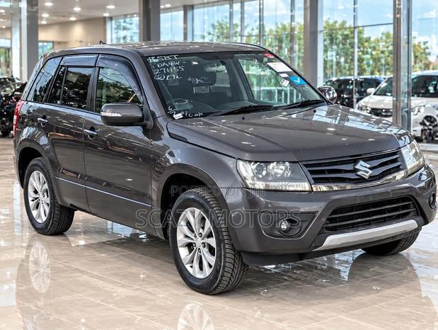 Suzuki Escudo 2013 Gray