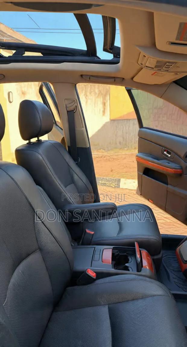 Toyota Harrier 2006 White