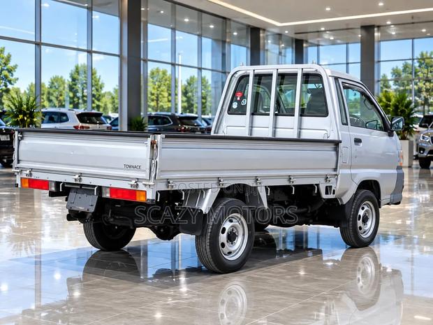 Toyota TownAce 2003 Silver