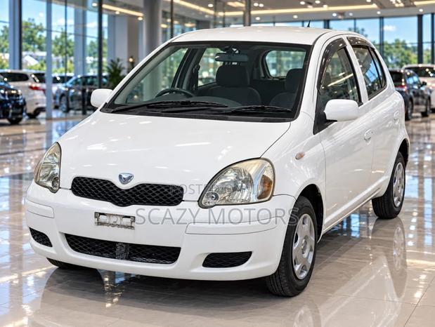 Toyota Vitz 2003 White
