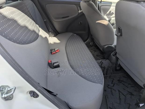 Toyota Vitz 2003 White