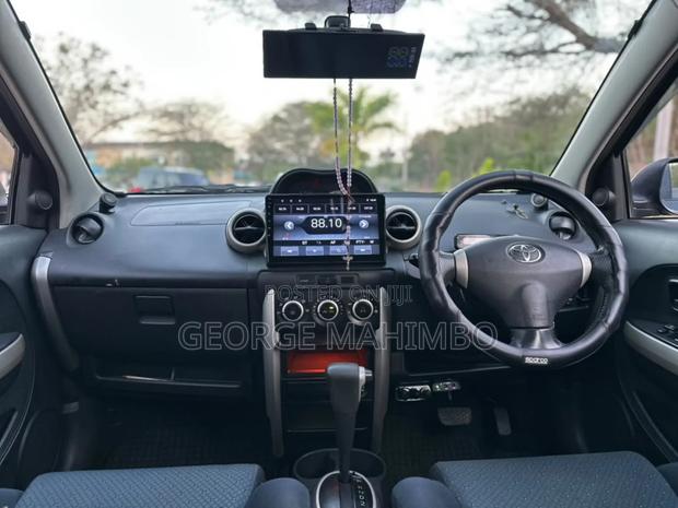 Toyota IST 2005 Black