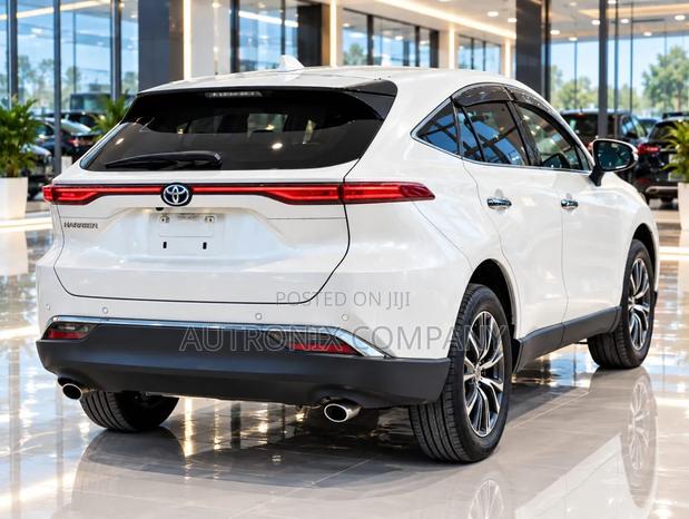 Toyota Harrier 2.0 Turbo GR Sport 2020 Off white