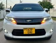 Toyota Harrier 2014 White for sale