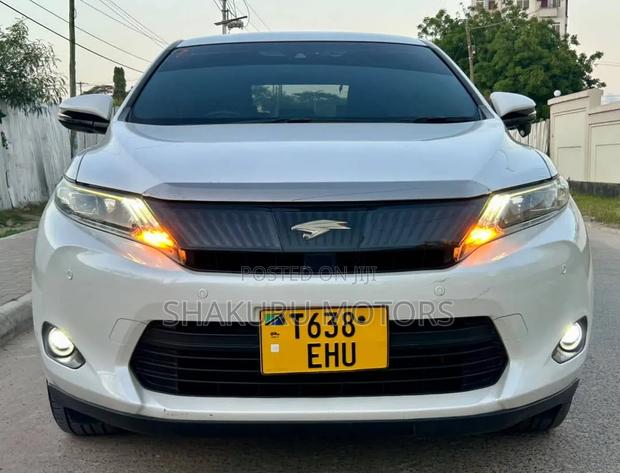 Toyota Harrier 2014 White