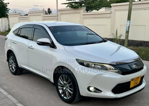 Toyota Harrier 2014 White