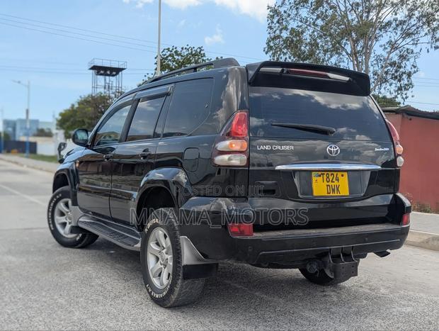 Toyota Land Cruiser Prado 3.0 D-4D 5dr 2007 Black