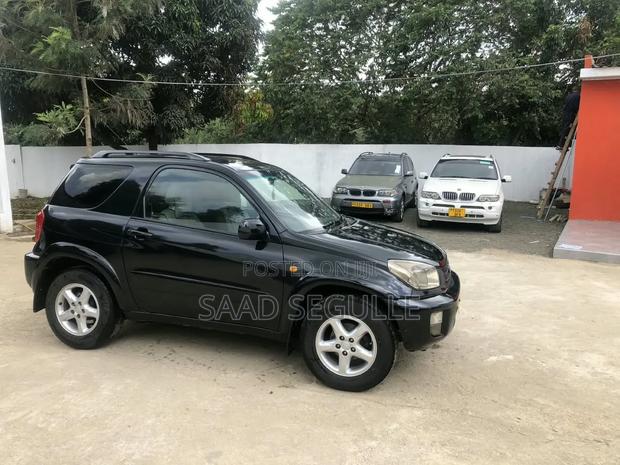 Toyota RAV4 Automatic 2003 Black