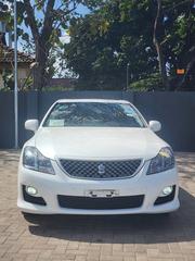 Toyota Crown 2009 White for sale