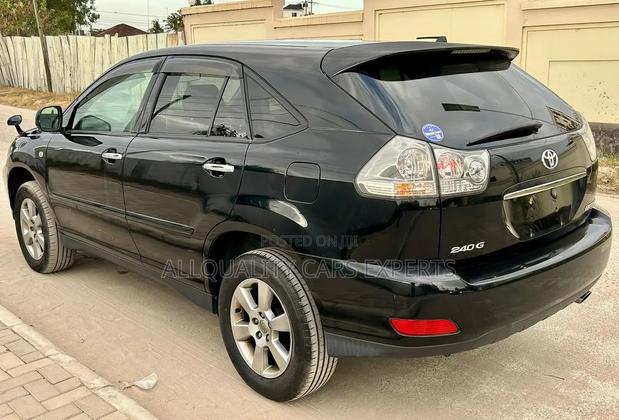 Toyota Harrier 2008