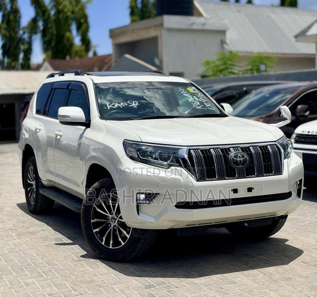 Toyota Land Cruiser Prado 2.8 2020 Pearl