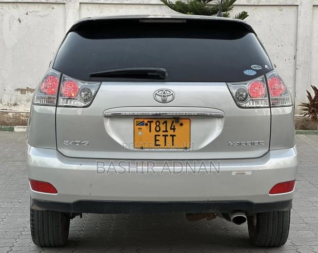 Toyota Harrier 2.4 2005 Silver
